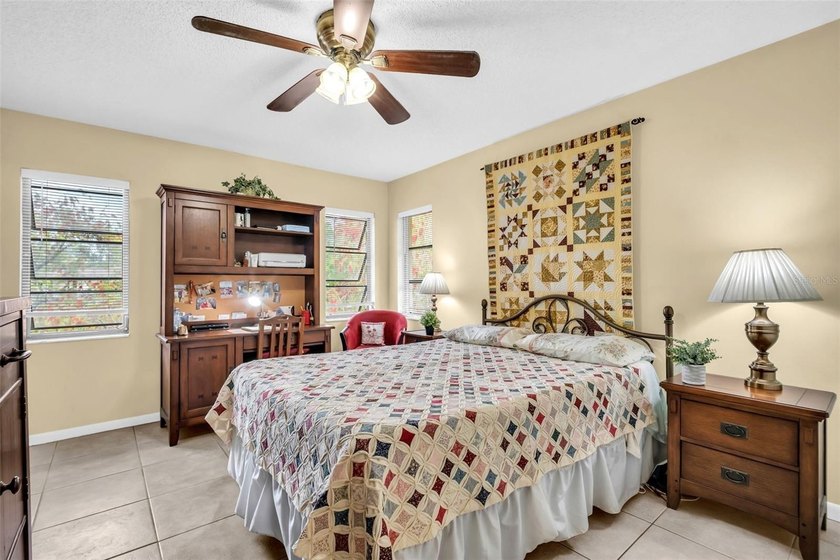 Beautiful 2-bedroom, 2-bath condo in the highly desirable - photo 18