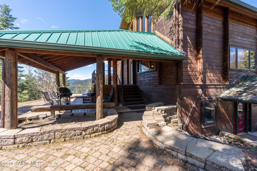 Private 5-Acre Estate with Stunning Priest Lake Views Discover - photo 9