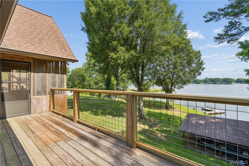 Beautifully renovated waterfront home on 1+/- acre overlooking - photo 50