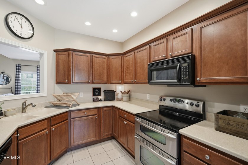 ***This property is subject to a 48-hour Buyer's First Right of - photo 19