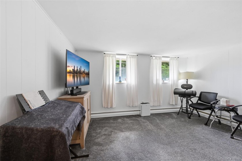 This pristine raised ranch may be just what you're loooking for! - photo 17