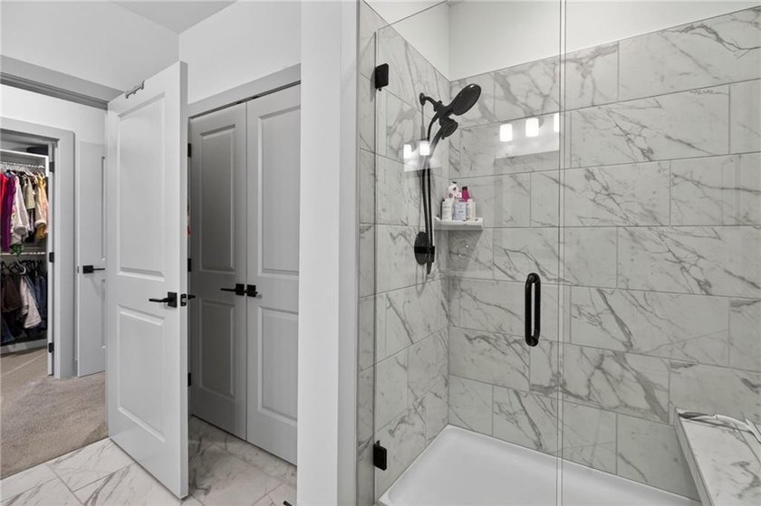 SPECTACULAR 3 BR/ 2 BA FLOORPLAN!!! Welcome to effortless luxury - photo 22