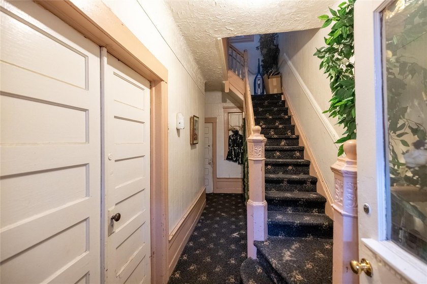 Investors take note: a rare opportunity to own a spacious - photo 9
