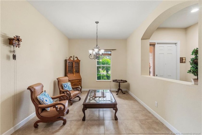 Welcome to Highlands Reserve, one of Palm City's most - photo 13
