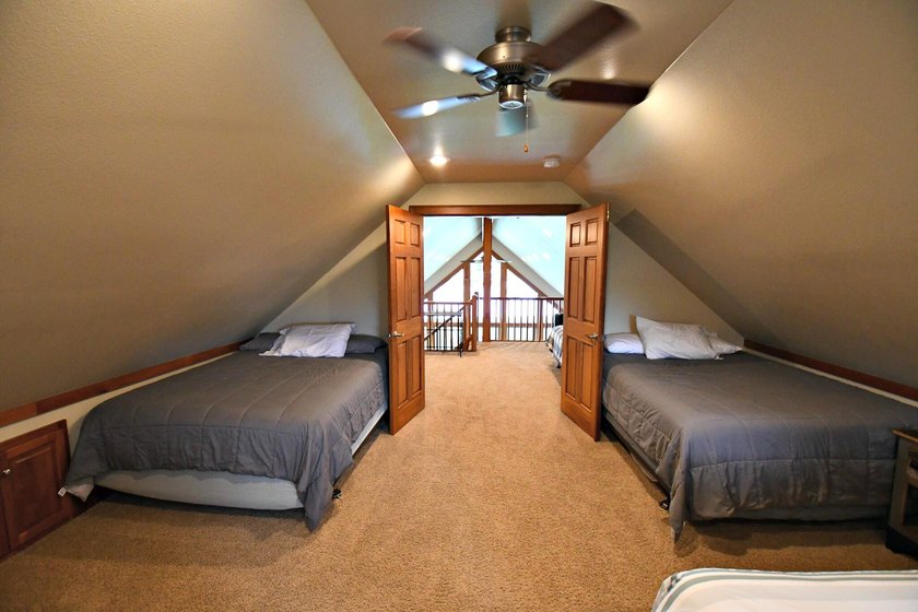 Truly Breathtaking once in a lifetime Home situated on a sublime - photo 15