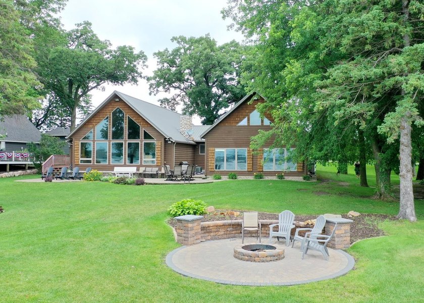 Truly Breathtaking once in a lifetime Home situated on a sublime - photo 28