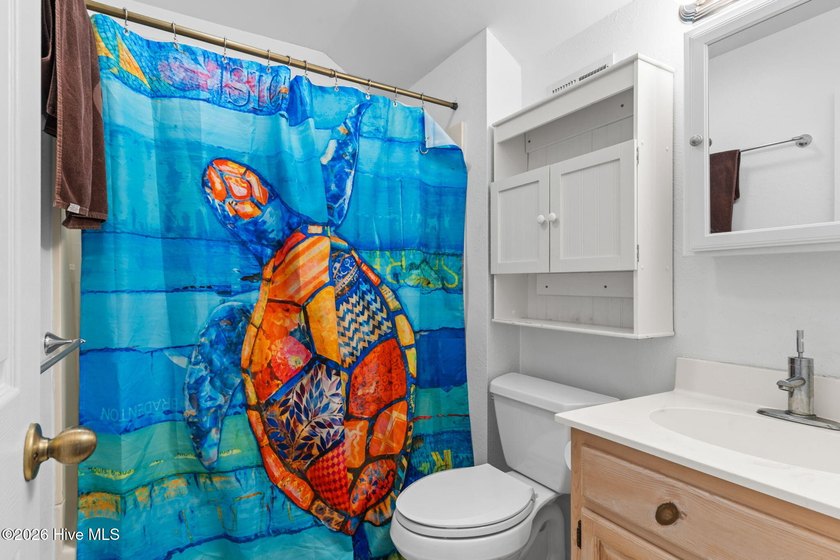 MOTIVATED SELLER! COMPLETELY FURNISHED coastal retreat where - photo 38