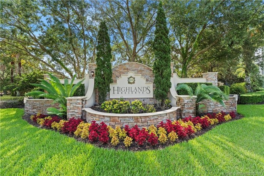 Welcome to Highlands Reserve, one of Palm City's most - photo 41
