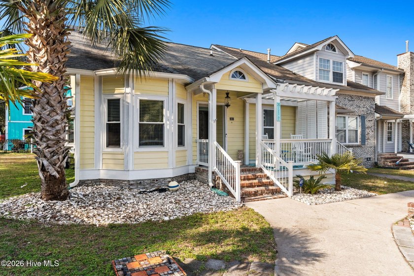 MOTIVATED SELLER! COMPLETELY FURNISHED coastal retreat where - photo 46