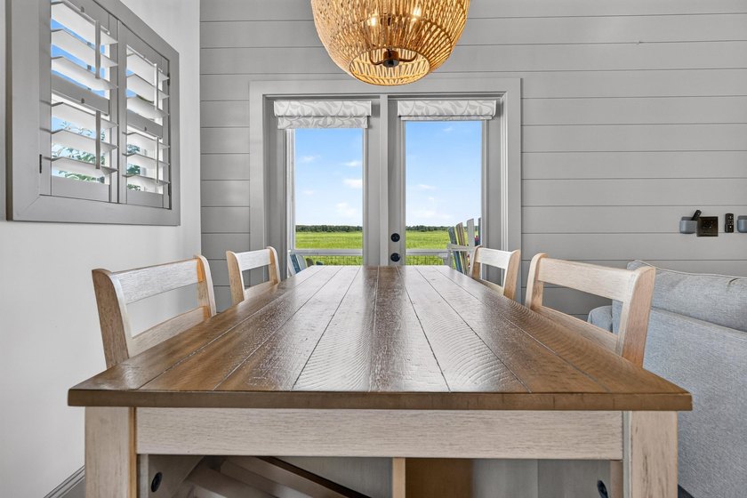 Experience uniquely spectacular views from this exceptional home - photo 15