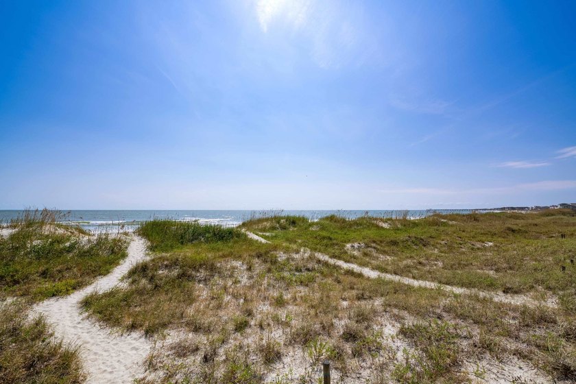 Experience uniquely spectacular views from this exceptional home - photo 47
