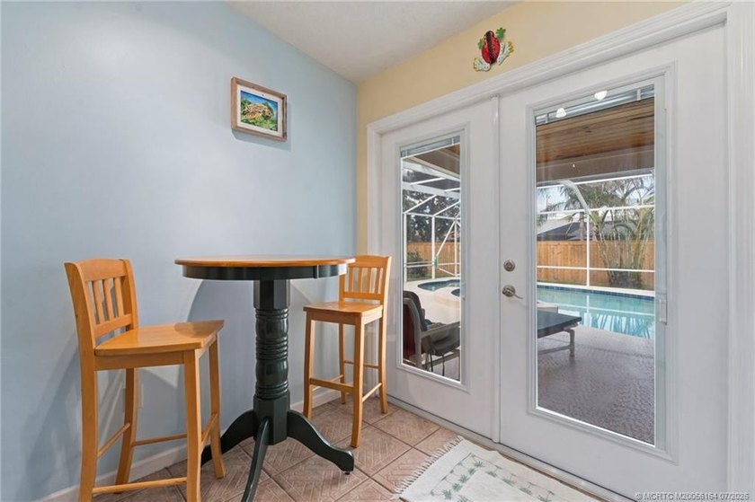 Beautiful 3-bedroom, 2-bath, 2-car garage POOL home in desirable - photo 15