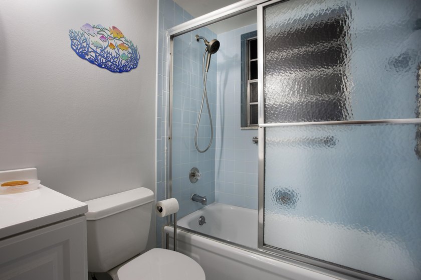Owner financing available! Move-in ready! Sparkling clean - photo 23
