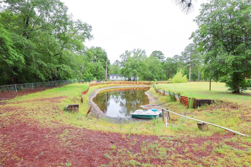 Welcome to peaceful country living at 6652 Old Mullins Rd in - photo 25