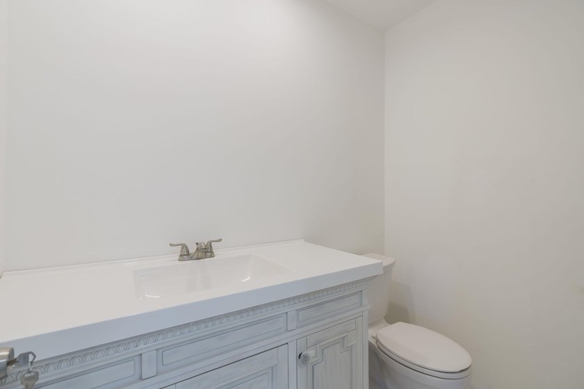 This property will be sold at ONLINE AUCTION. LIST PRICE - photo 36