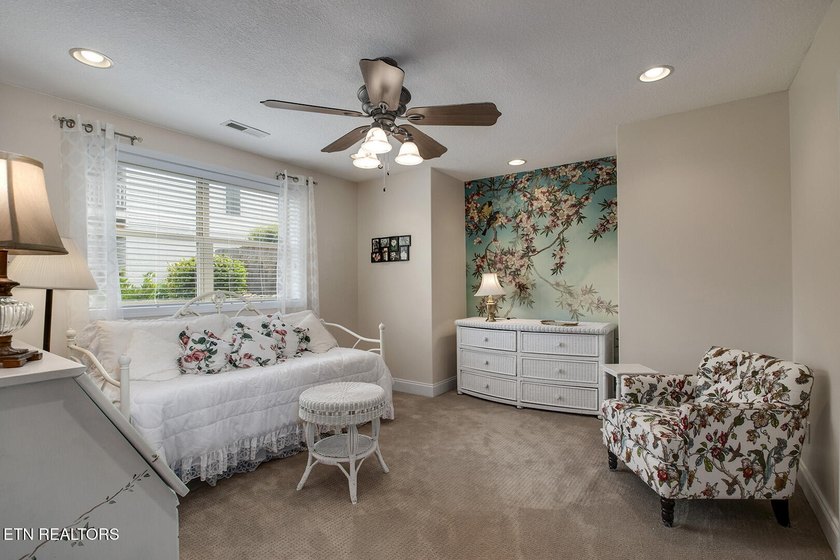 Welcome to 424 Wewoka Circle -- a stunning golf-front home - photo 44