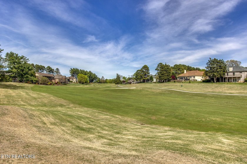 Welcome to 424 Wewoka Circle -- a stunning golf-front home - photo 49