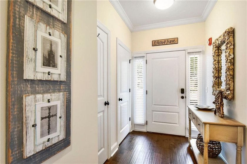 Welcome to your slice of island life on St Simons Island! This - photo 4