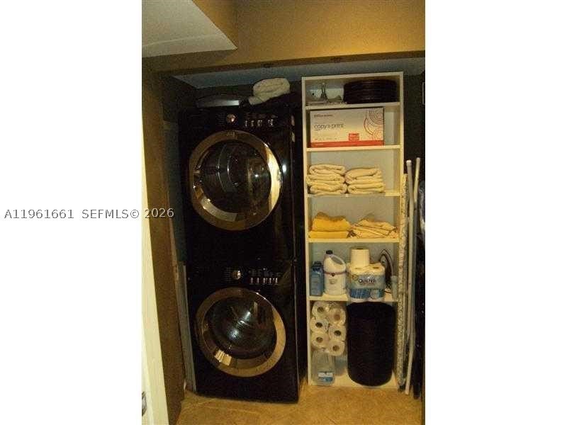IMPECCABLE UNIT WITH HIGH QUALITY UPGRATED, THIS UNIT HAS A - photo 5