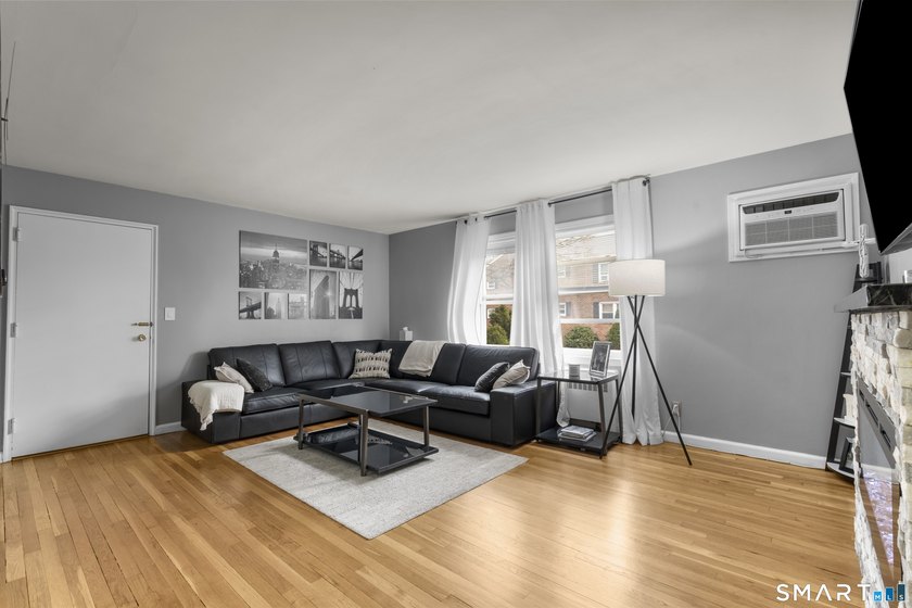 Welcome to this well-maintained Co-Op located in the desirable - photo 5