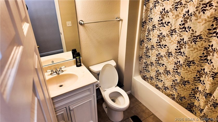 Charming home with walk-out basement in the heart of Camdenton! - photo 17