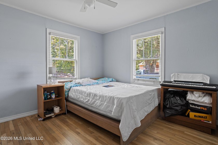 This cute Pascagoula cottage is close to the beach, parks, and - photo 19