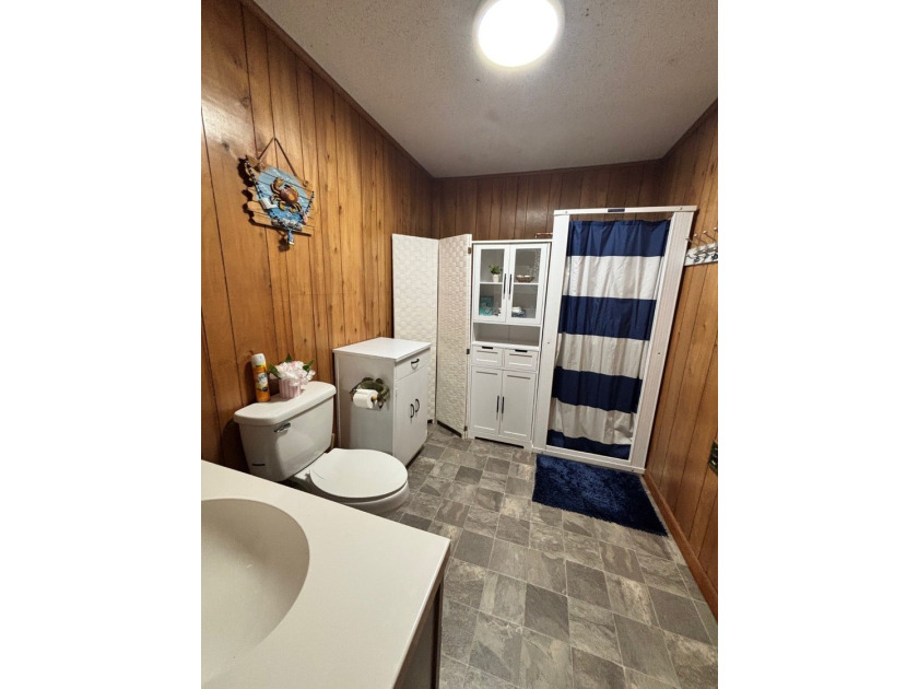 Tucked away in the peaceful waterfront community of White Oak - photo 22