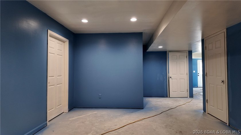 Charming home with walk-out basement in the heart of Camdenton! - photo 24
