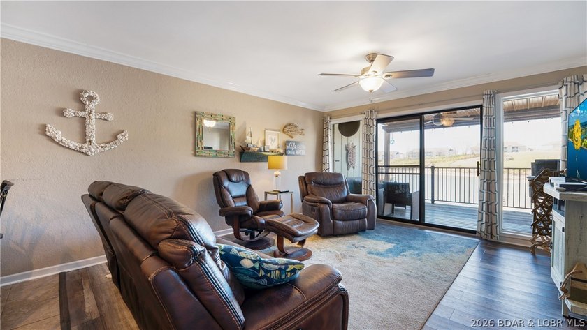 Enjoy lakefront living with zero hassle in this turnkey 2 - photo 11