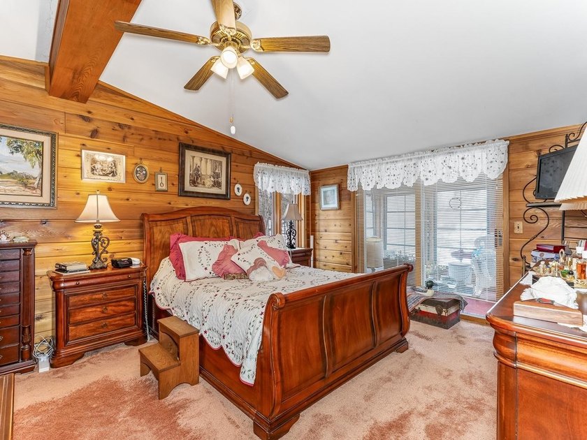 Welcome to the heart of the Northwoods! Beautiful 3bedroom - photo 22