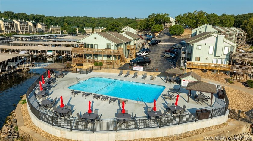 Enjoy lakefront living with zero hassle in this turnkey 2 - photo 27