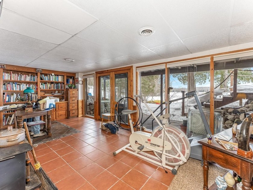 Welcome to the heart of the Northwoods! Beautiful 3bedroom - photo 29