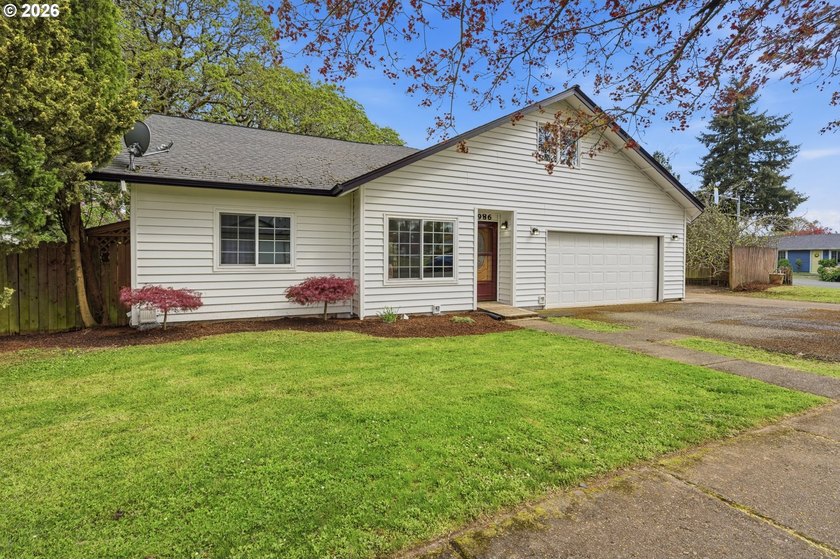 Appraised over value + New HVAC!!! Amazing South Salem location - photo 2