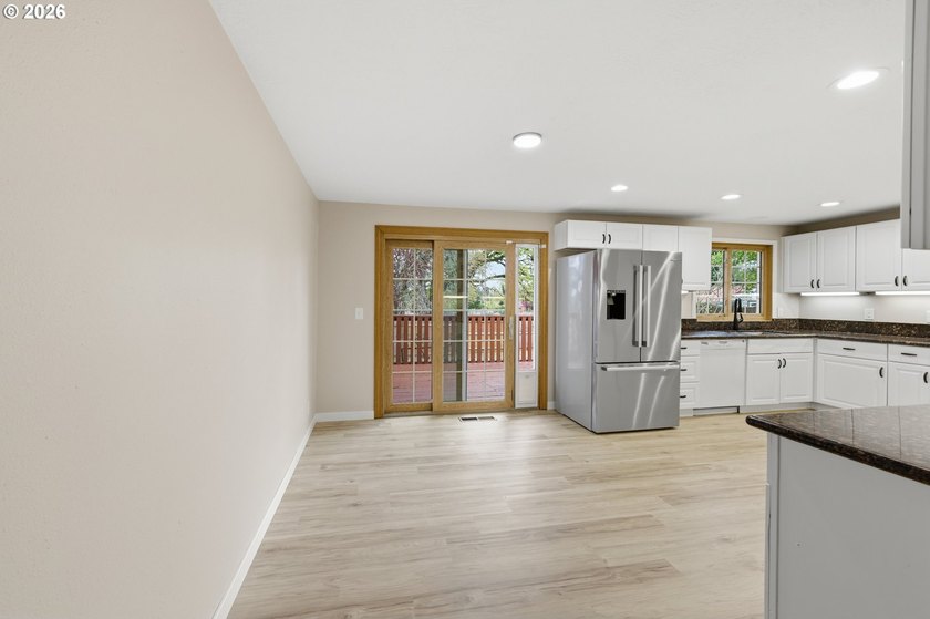 Appraised over value + New HVAC!!! Amazing South Salem location - photo 5