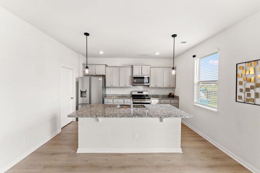 Welcome to 1015 Flintshire Drive, Myrtle Beach, SC! Built in - photo 13
