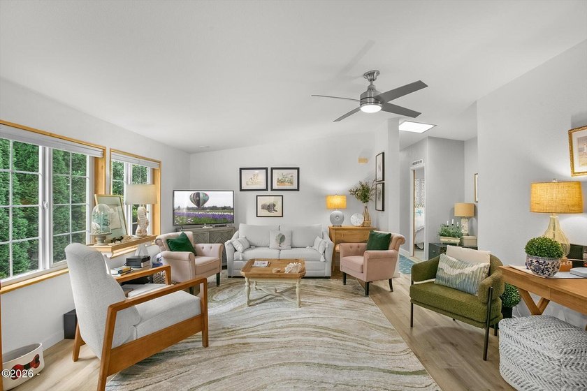 Discover your dream home in this beautifully cared-for - photo 8