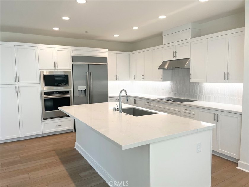Brand new home within 15 minutes to the beach! This 2-level - photo 4