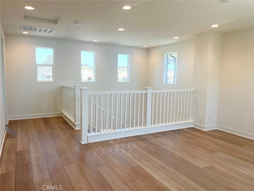 Brand new home within 15 minutes to the beach! This 2-level - photo 8
