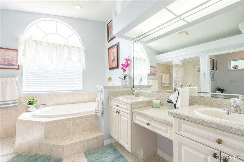 Lifestyle + Hobby + Florida Entertaining Custom Built by Van - photo 27