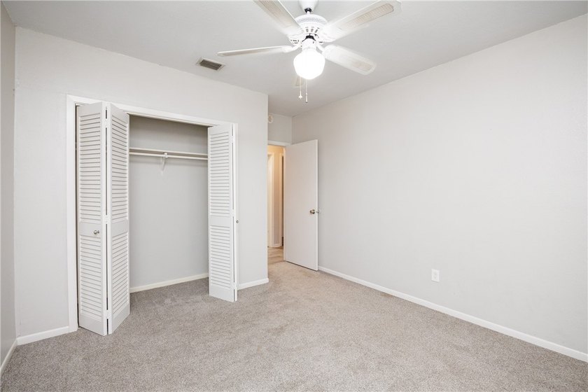 Beautifully maintained 3-bedroom, 2-bath home offering 1,768 - photo 29