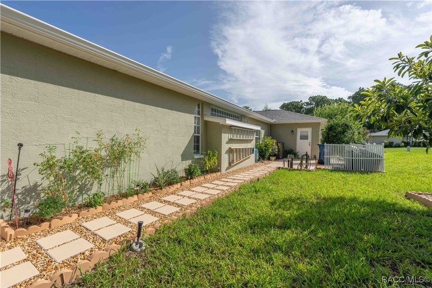 Lifestyle + Hobby + Florida Entertaining Custom Built by Van - photo 44