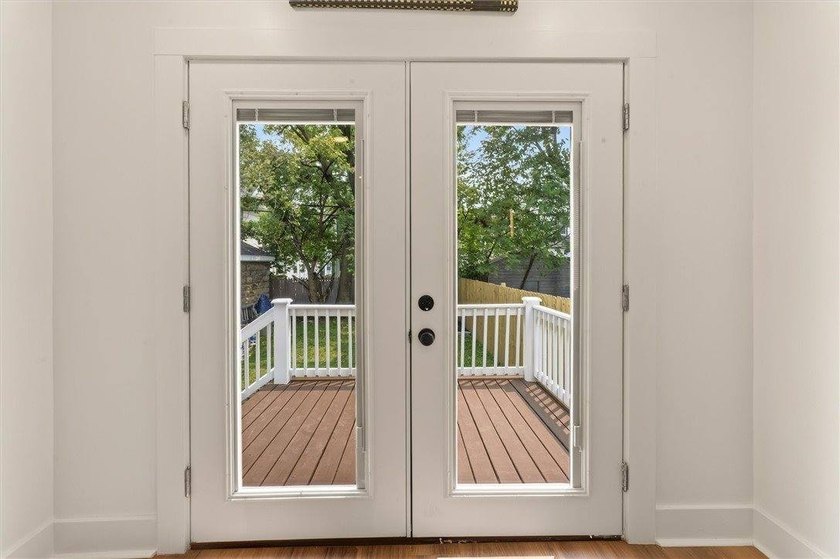 Stunning remodeled home, move right in and enjoy having all of - photo 13