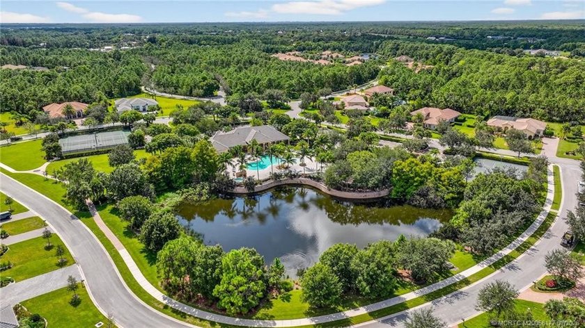 Stunning lake views from one of the most sought-after lots in - photo 27