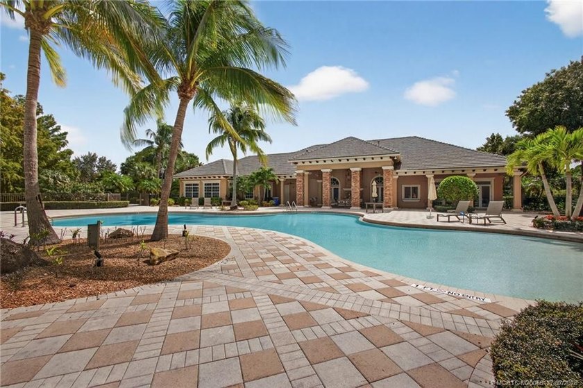 Stunning lake views from one of the most sought-after lots in - photo 28