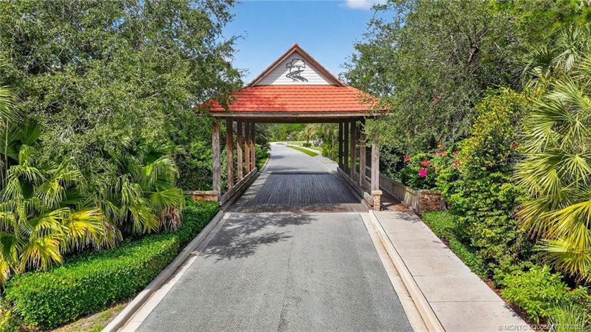 Stunning lake views from one of the most sought-after lots in - photo 35