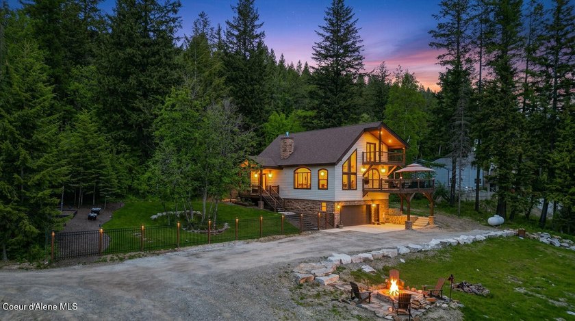 Welcome to your mountain escape in scenic Sagle, Idaho! This - photo 5