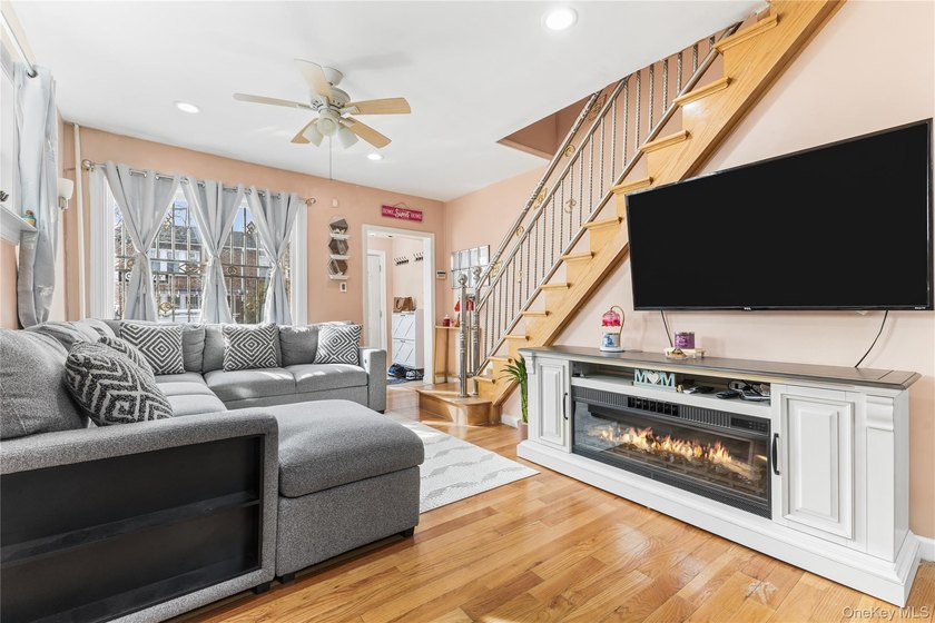 Welcome to this beautifully maintained, move in ready two - photo 14