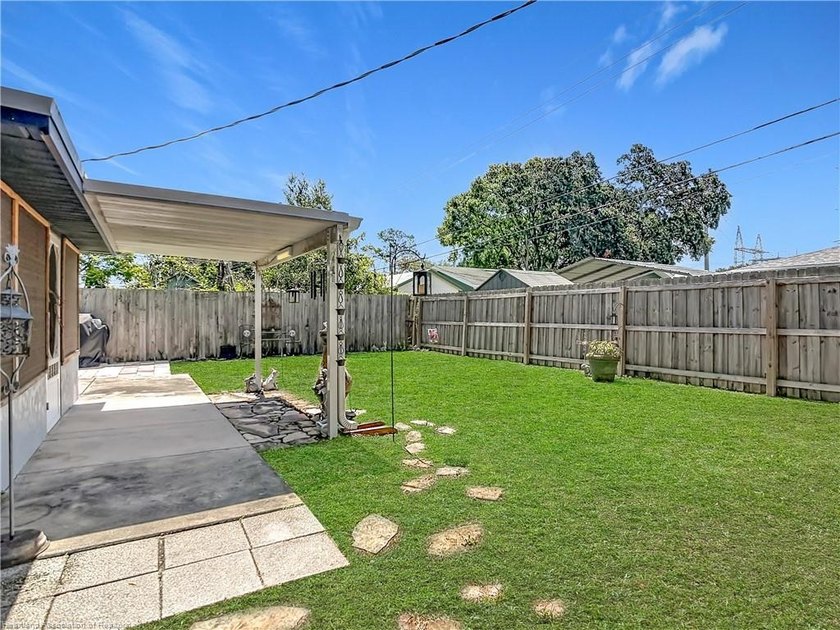 SEE IT TO BELIEVE IT! This charming classic bungalow is move-in - photo 16