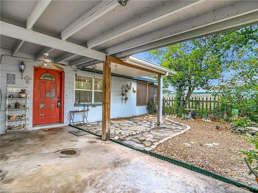 SEE IT TO BELIEVE IT! This charming classic bungalow is move-in - photo 18