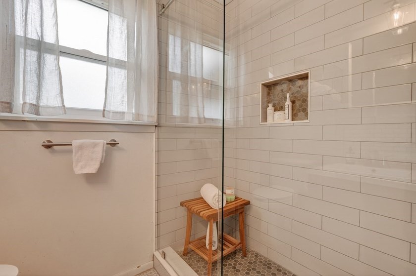 Just three blocks from Aransas Bay, this beautifully updated - photo 19